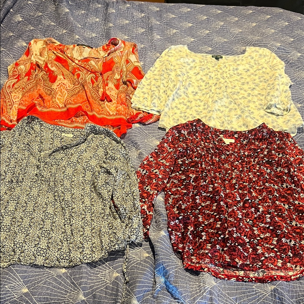 Universal Thread Women’s Long Sleeve Mix — Red, Orange, Blue, Cream Prints